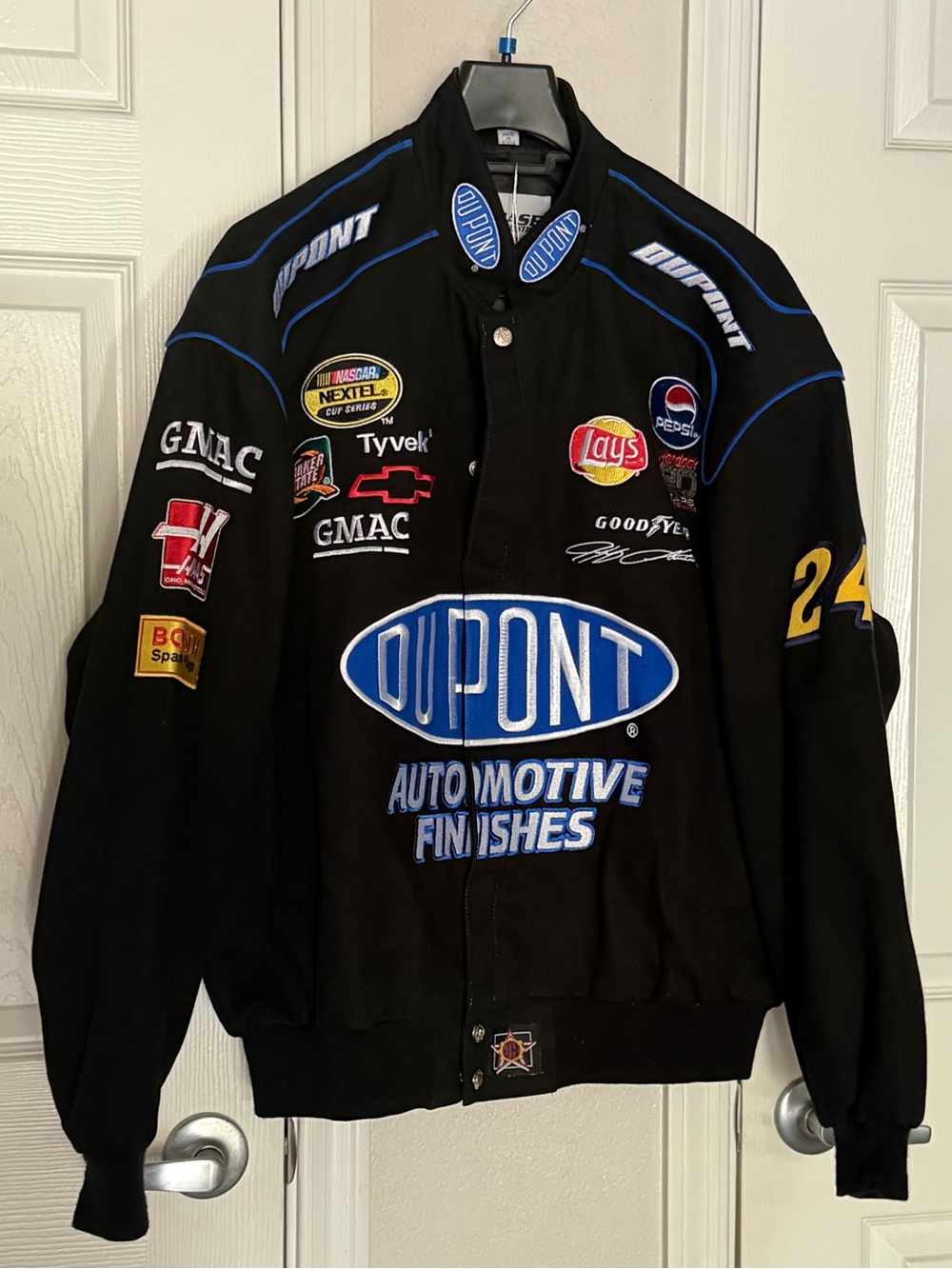 Chase Authentics Jeff Gordon DuPont NASCAR Racing Jacket XL